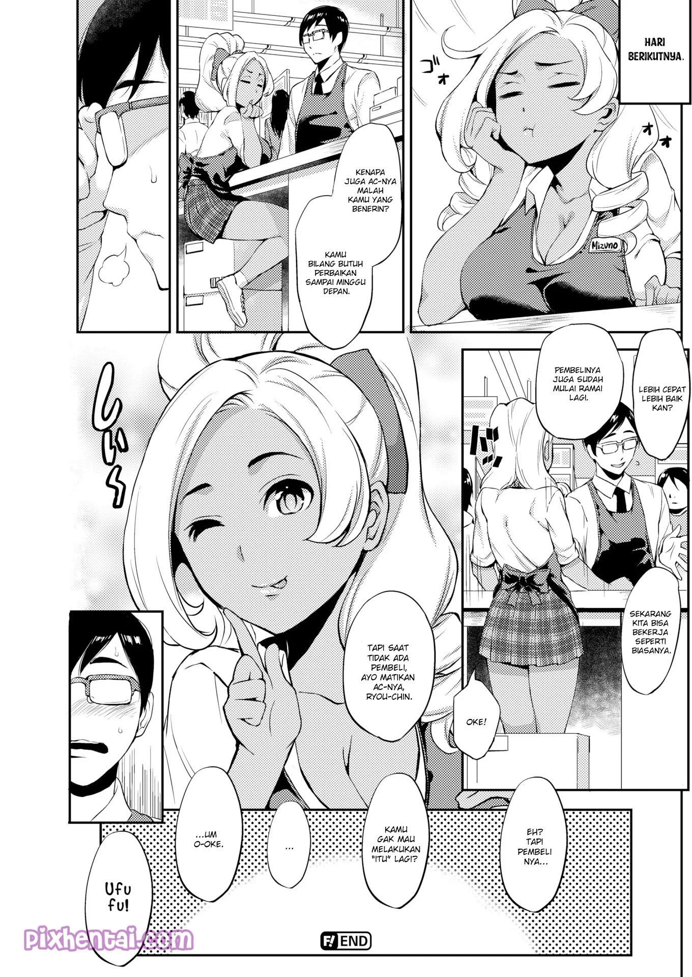 Sweet Sweat : Bau Keringat Teman Kerja Wanitaku Bikin Bergairah - Halaman 20